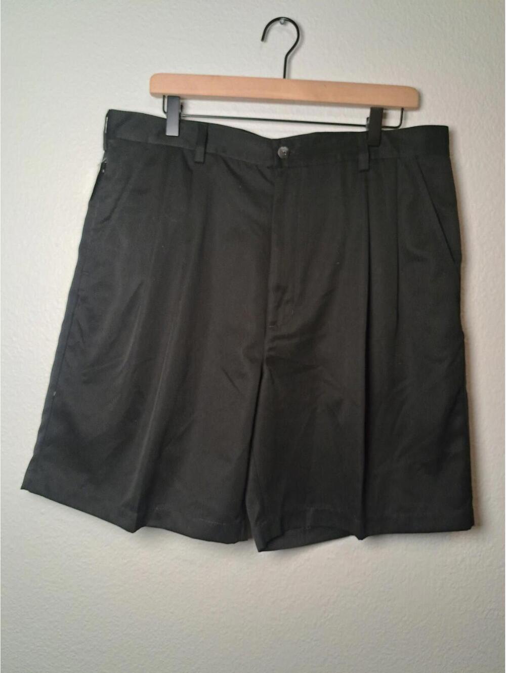 Croft & Barrow Golf Shorts Mens 38 Caviar Black Flat Front Moisture Wick